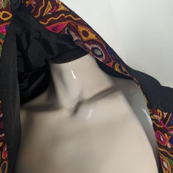 Embroidered Multicolor Blazer - Picture 6 of 6